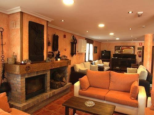 Hotel & Spa Villa De Mestas كون المظهر الخارجي الصورة