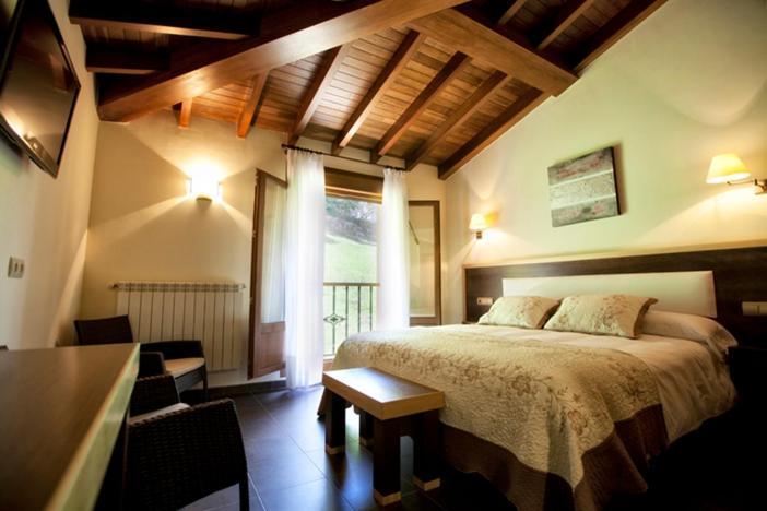 Hotel & Spa Villa De Mestas كون المظهر الخارجي الصورة